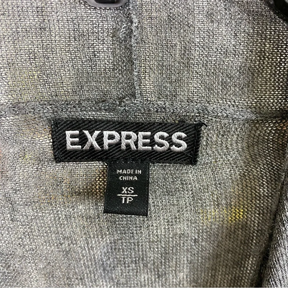 EXPRESS Ruffles Cardigan - Picture 4 of 6